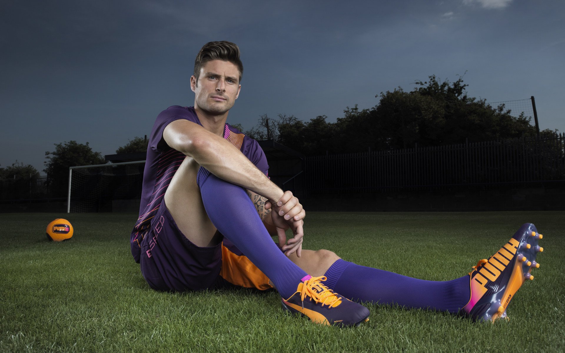 澳大利亚袋鼠队的进攻组织流畅,球员间默契十足,澳大利亚袋鼠竞赛官网