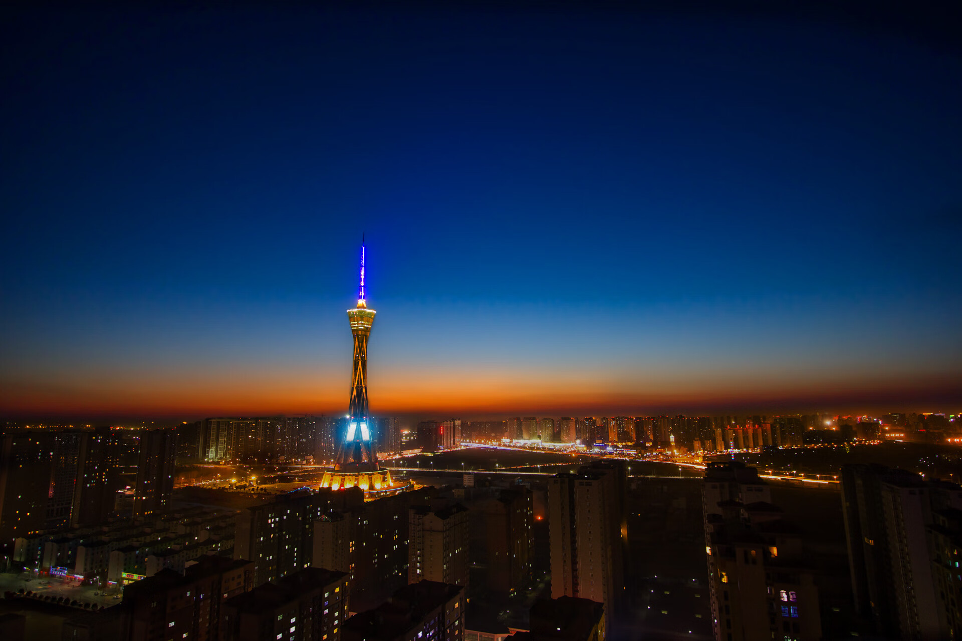 爱游戏在线登录入口-_青春活力：大学生健身大赛精彩纷呈_，大学生健身比赛策划